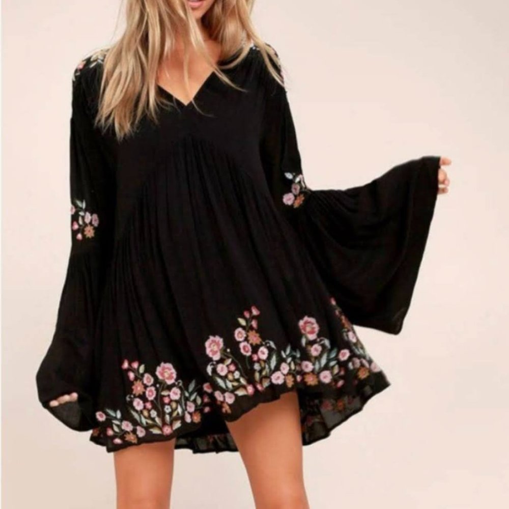 Free People Te Amo Black Embroidered Dress-Sz XS